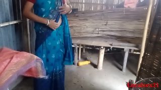 Desi boys sharing sexy Indian callgirl xxx sex movie Video