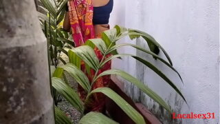 Indian Bengali Wife With Saree in Outdoor Fucking Hard Video