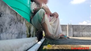 Indian Sexy White Dress Bhabhi Fuck In Outdoor Video