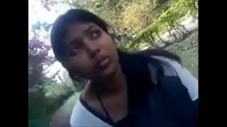 320px x 180px - VID-20160429-PV0001-Gulvanchi (IM) Hindi 21 yrs old beautiful, hot and sexy  unmarried girl's boobs seen by her 23 yrs old unmarried lover in park sex  porn video